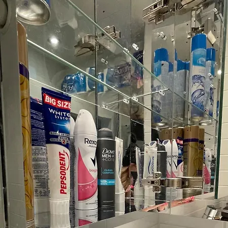 Cozy In The Location At Center Apartment *