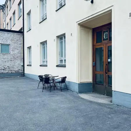 Cozy In The Location At Center Apartment Helsinki