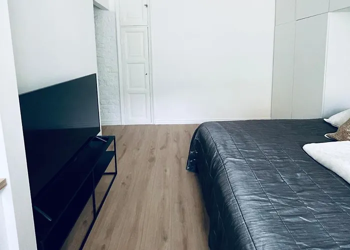 Cozy In The Location At Center דירה